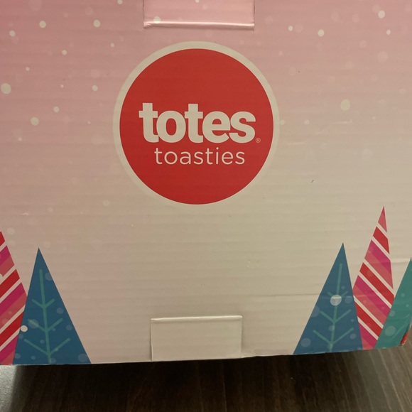 Totes Toasties Insulated Tumbler & Slipper Sock Set - Picture 4 of 5
